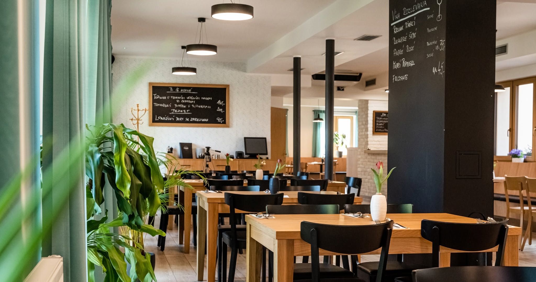 Restaurace U Halmů — interier
